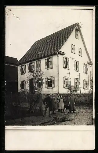 Foto-AK Nellingsheim, Haus mit Anwohnern 1915