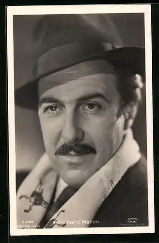 AK Schauspieler Ferdinand Marian mit Hut