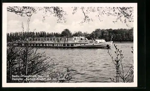 AK Berlin, Dampfer Bertold Brecht auf der Spree