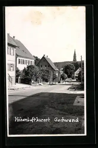 AK Gschwend, Strassenpartie mit Kirche