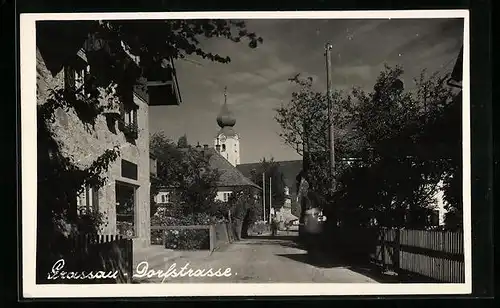 AK Grassau, Dorfstrasse mit Geschäft und Kirche