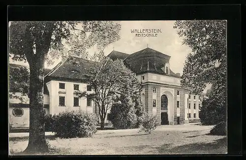 AK Wallerstein, Reitschule