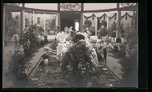 AK München, Blumen-Ausstellung 1914, Halle mit Blumen-Schmuck