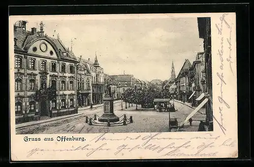 AK Offenburg, Strassenpartie mit Denkmal