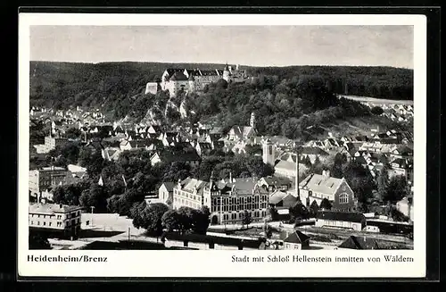 AK Heidenheim /Brenz, Schloss Hellenstein inmitten von Wäldern