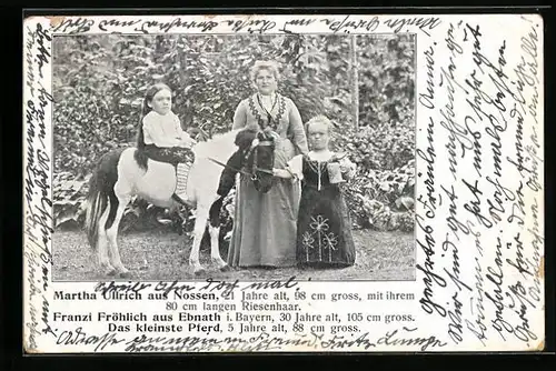 AK Liliputaner Martha Ullrich aus Nossen und Franzi Fröhlich aus Ebnath mit dem kleinsten Pferd