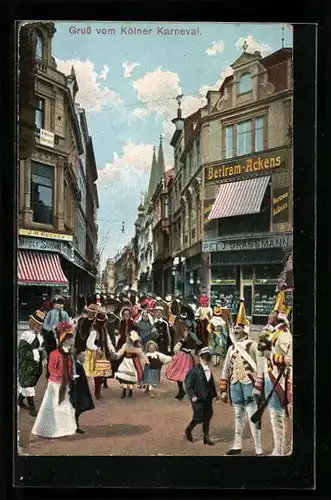 AK Köln, Karneval, Buntes Treiben mit Funken-Gardisten, Geschäft Bertram Ackens