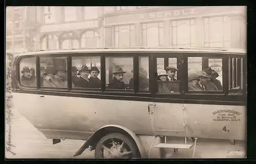 AK Hamburg, Hansarundfahrt Fridrich Jasper, Gr. Bleichen 21, Autobus mit Touristen
