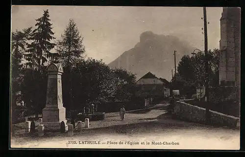 AK Lathuile, Place de l`Eglise et le Mont-Charbon