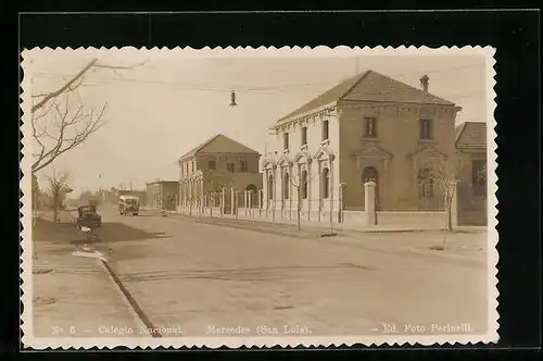 AK Mercedes, Colegio Nacional