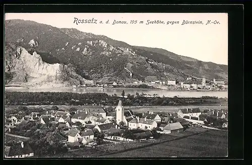 AK Rossatz /Donau, Ortsansicht gegen Dürnstein mit Berggblick