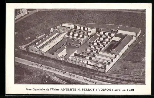 AK Voiron, Vue Générale de l`Usine Antésite N. Perrot en 1930