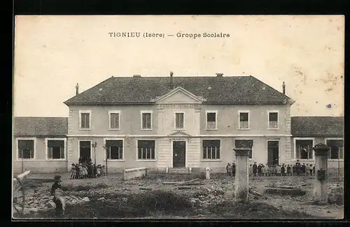 AK Tignieu, Groupe Scolaire