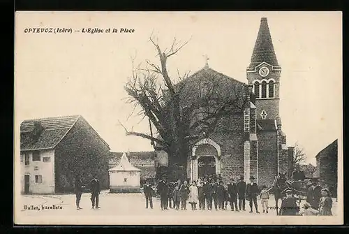 AK Optevoz, L`Eglise et la Place