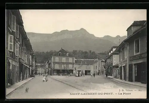 AK Saint-Laurent-du-Pont, La Place