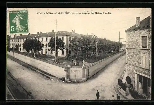 AK St-Siméon-de-Bressieux, Avenue des Usines Girodon