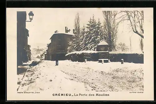 AK Crémieu, La Porte des Moulins