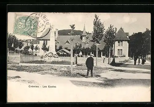 AK Crémieu, Les Ecoles