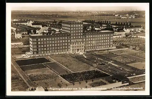 AK Ludwigshafen-Gartenstadt, Blick auf das St. Marien Krankenhaus