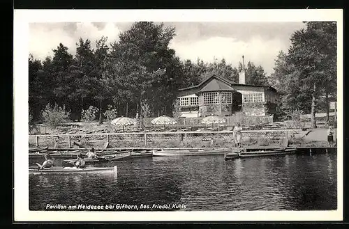 AK Gifhorn, Blick nach dem Kurhaus  Am Heidesee mit Bootsanleger