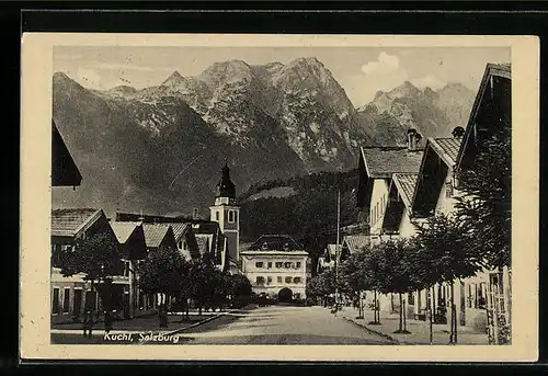 AK Kuchl, Strassenpartie mit Kirche