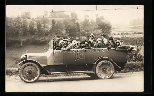 Foto-AK Ausflügler im Lastkraftwagen der Garage Gabach Loudes & Pontacc