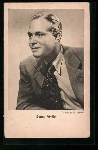 AK Schauspieler Gustav Fröhlich, Halbprofil im Anzug mit Krawatte