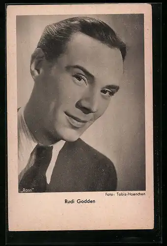 AK Schauspieler Rudi Godden mit freundlichem Blick