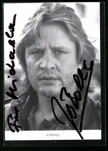 AK Schauspieler Jo Bolling mit starrem Blick