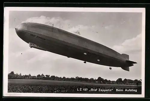 AK Luftschiff LZ 127 Graf Zeppelin beim Aufstieg