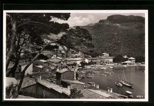 AK Puerto de Soller, Teilansicht mit Hafen