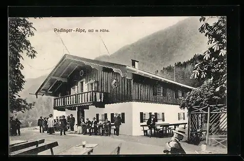 AK Bad Reichenhall / Bayern, Gasthaus Padinger-Alpe mit Besuchern