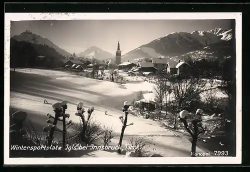 AK Igls bei Innsbruck, Ortspartie im Schnee