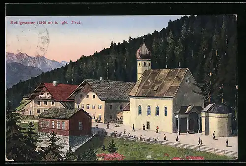 AK Heiligwasser b. Igls, Strassenpartie mit Kirche