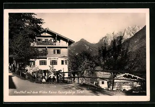 AK Ebbs, Pfandlhof mit dem Wilden Kaiser