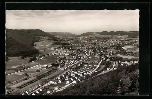 AK Ebingen, Ortsansicht mit Bergen