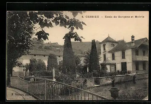 AK Cessieu, Ecole de Garcons et Mairie