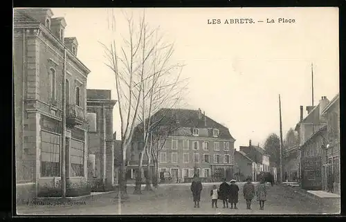 AK Les Arbrets, La Place