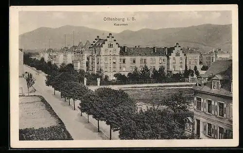 AK Offenburg i. B., Blick nach den Kasernen