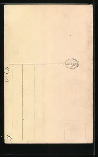 AK Student in vollem Wichs vor dem Spiegel