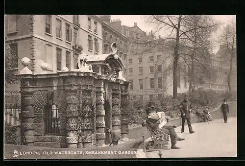 AK London, Old Watergate, Embankment Gardens