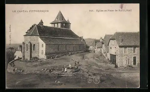 AK Raulhac, Eglise et Place