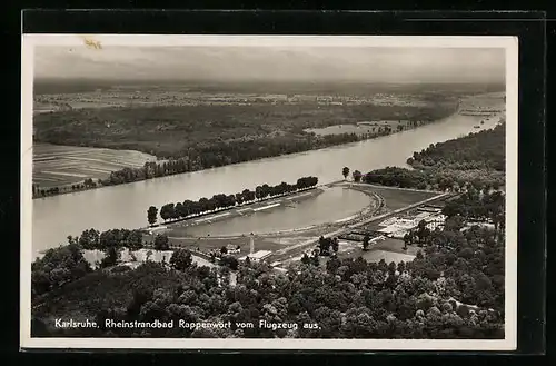 AK Karlsruhe, Rheinstandbad Rappenwört vom Flugzeug aus gesehen
