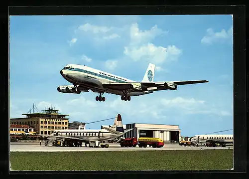 AK Suttgart, Flughafen mit Flugzeug der Pan American