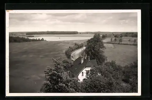 AK Gronenberg, Landschaftsbild mit Haus und See