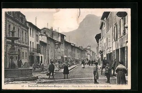 AK Saint-Rambert-en-Bugey, Place de la Fontaine et la Grande-Rue
