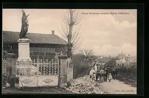 AK Ars, Sainte Philomène montrant l'Église