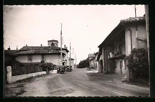 AK Sandrans, Entrée du Village