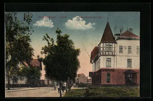 AK Munsterlager i. Hann., Lagerstrasse mit Post