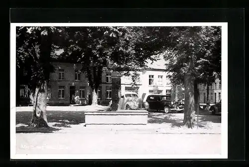 AK Elten, Marktplatz mit Brunnen